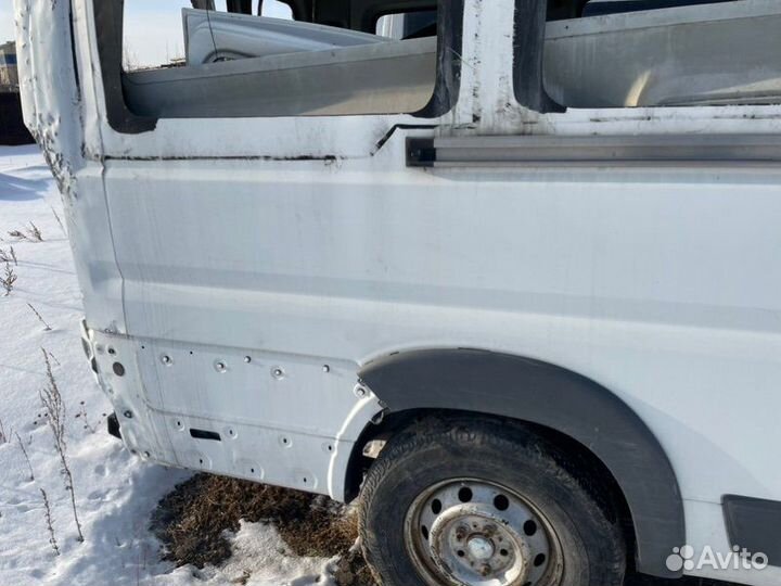 Крыло заднее правое Peugeot Boxer 4H03 2011