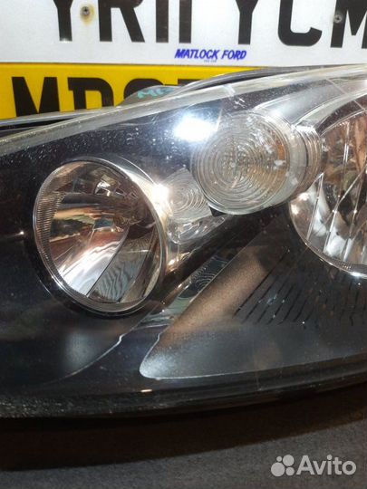 Фара левая Volkswagen Golf cavd 1.4 2009