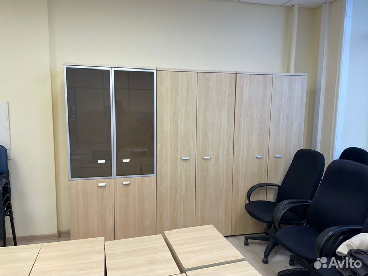 Офисная мебель шкафы