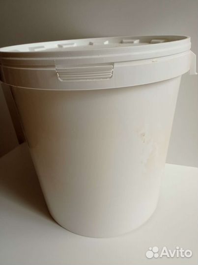 Ведро пластиковое с крышкой 30 литров б.у
