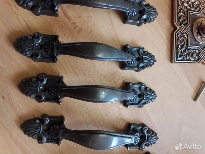 Мебельная фурнитура