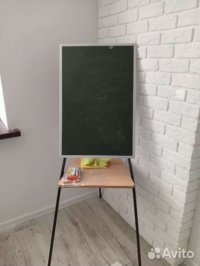 Доска для рисования мольберт