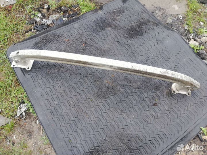 Усилитель бампера заднего Рено Меган 2