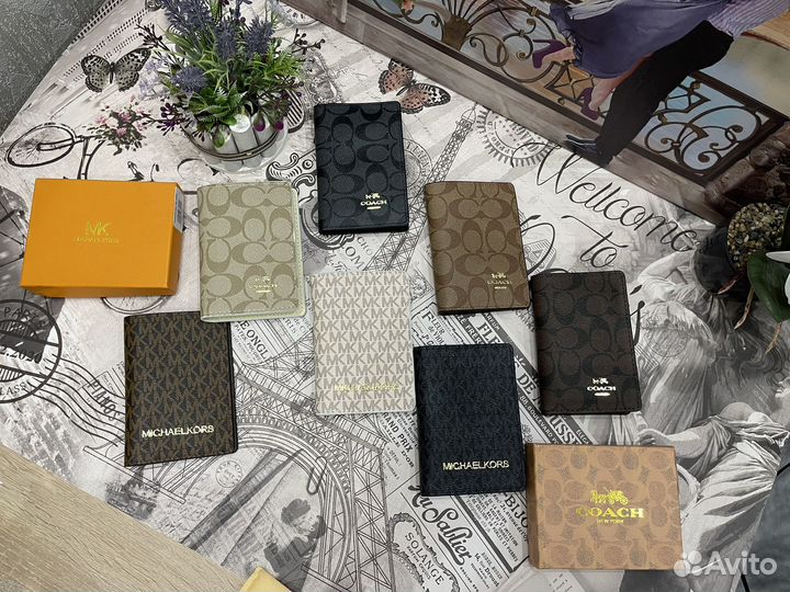 Обложка для паспорта Coach Michael Kors