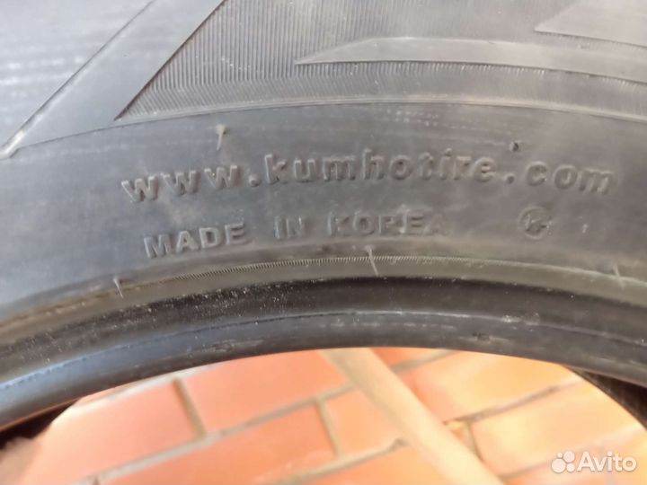 Kumho Crugen Premium KL33 235/55 R19 101