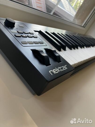 Midi-клавиатура Nektar impact gx49