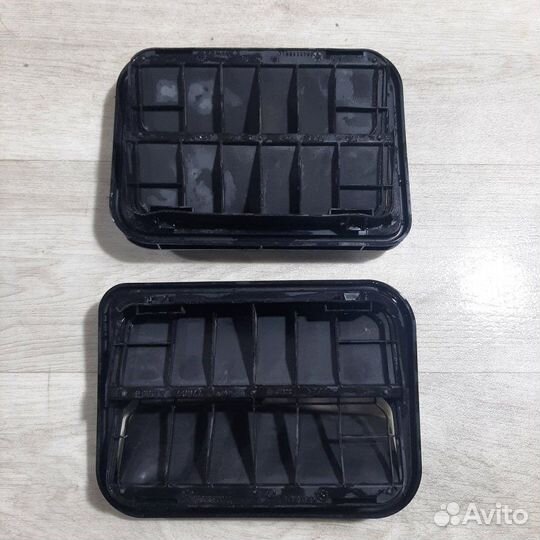 Клапан вентиляции Renault Fluence 2012