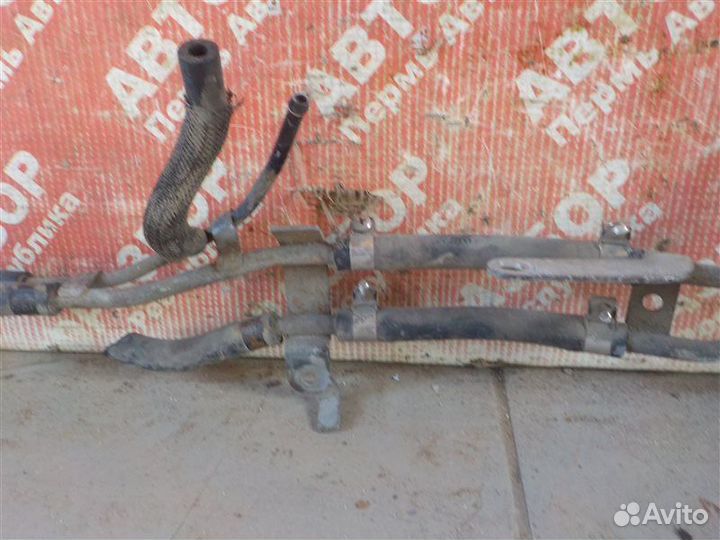 Топливная рампа правая Subaru Forester S12 SH EJ25