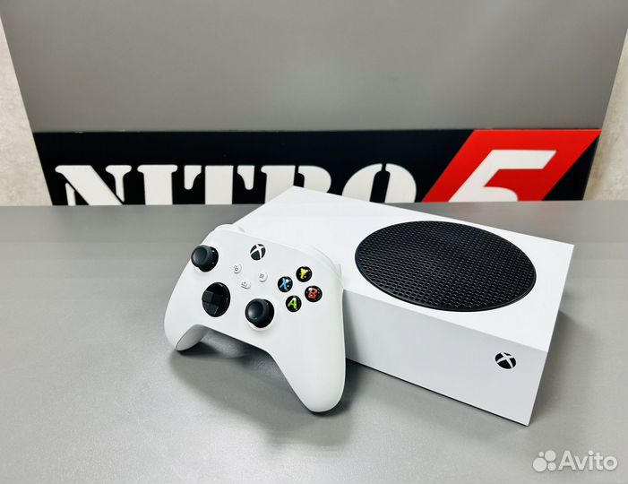 Игровая приставка Microsoft Xbox Series S 512GB
