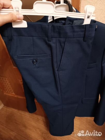 Школьный классический костюм для мальчика 128-134