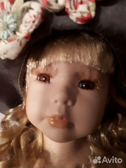 Кукла фарфоровая коллекционная большая