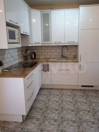 1-к. квартира, 54 м², 1/5 эт.