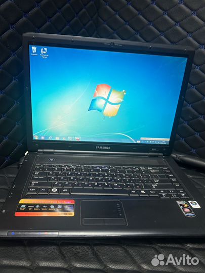 Ноутбук Samsung NP-R505H