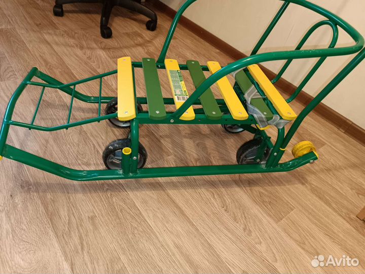 Детские санки с колесами