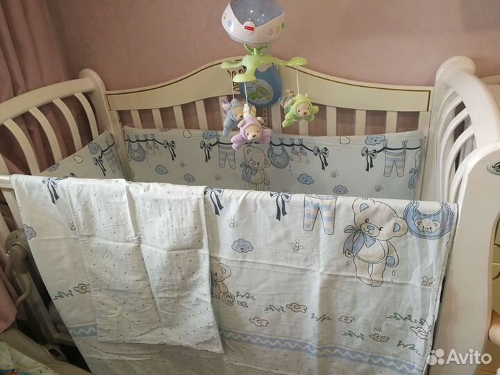 Комплект в кроватку с бортиками