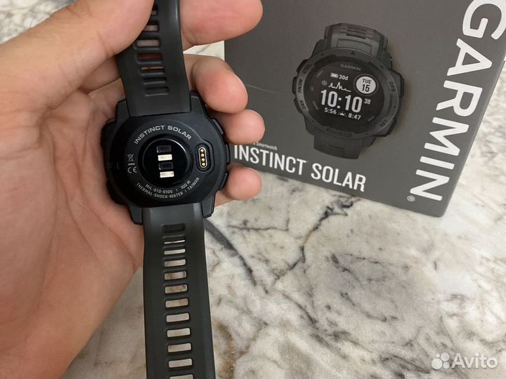 Часы garmin instinct solar