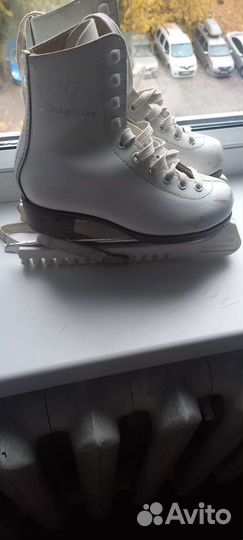 Коньки кожа 31 размер