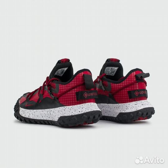 Кроссовки Nike ACG Mountain Fly Low Gtx Red / Blac