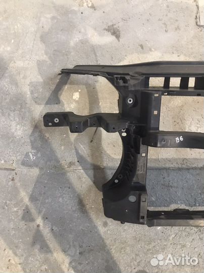 Телевизор на Volkswagen Passat B6