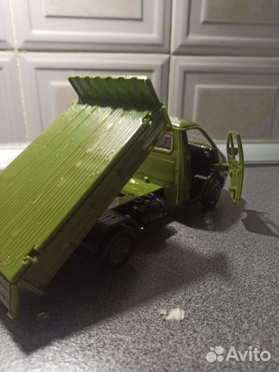 Модели автомобилей 1 24