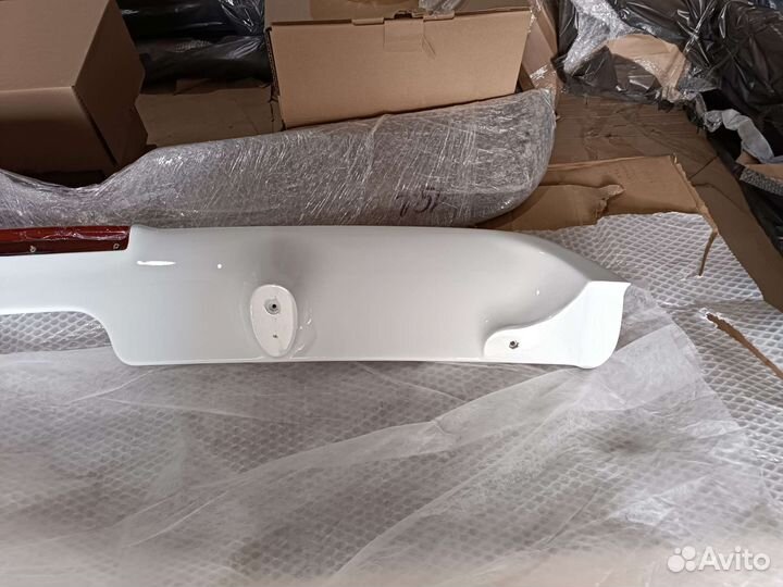 Спойлер ваз 2114 белый (белое облако) 240