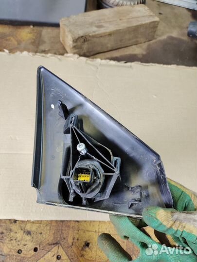 Левое зеркало Рено Меган 2