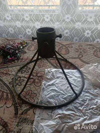 Подставка под елку