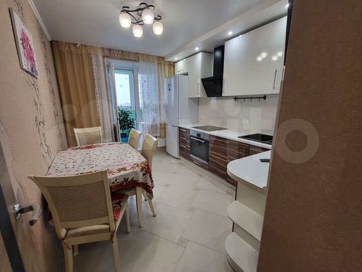 2-к. квартира, 66 м², 12/14 эт.