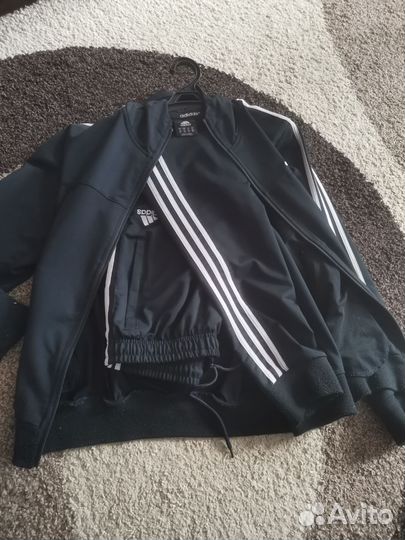 Спортивный костюм adidas