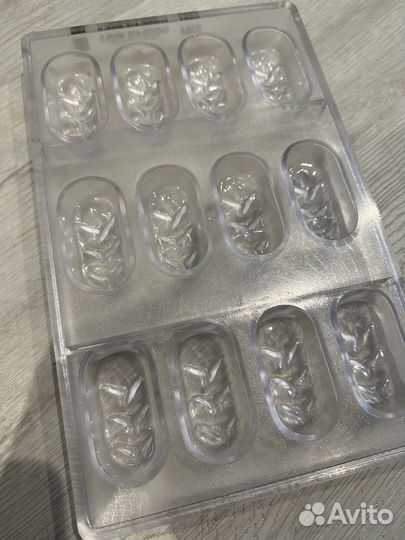 Поликарбонатная форма для шоколада