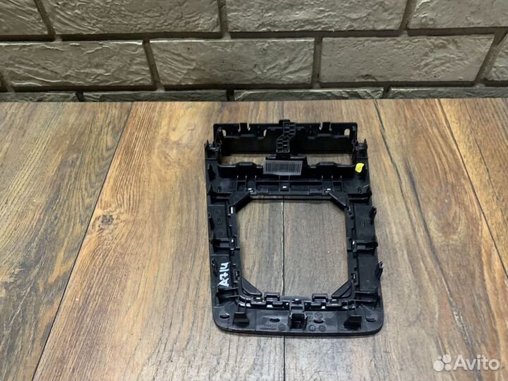 Skoda Octavia A7 Накладка декоративная