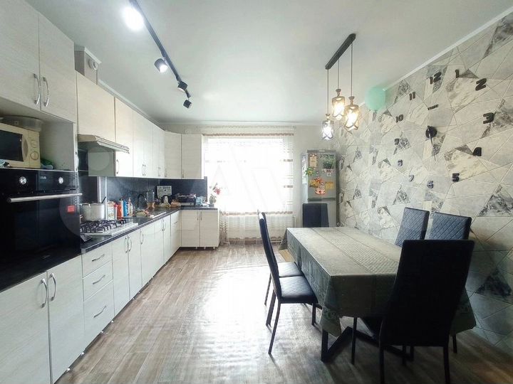 Дом 104 м² на участке 12,5 сот.