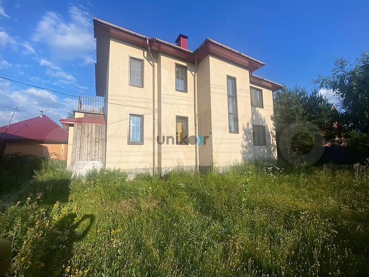 Дом 186,7 м² на участке 16 сот.