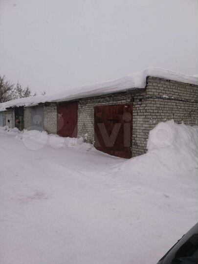 Гараж, > 30 м²