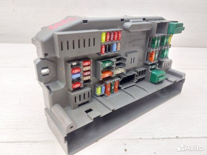 Блок предохранителей передний Bmw X5 E70 N63 B44 A