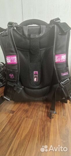 Школьный рюкзак hummingbird