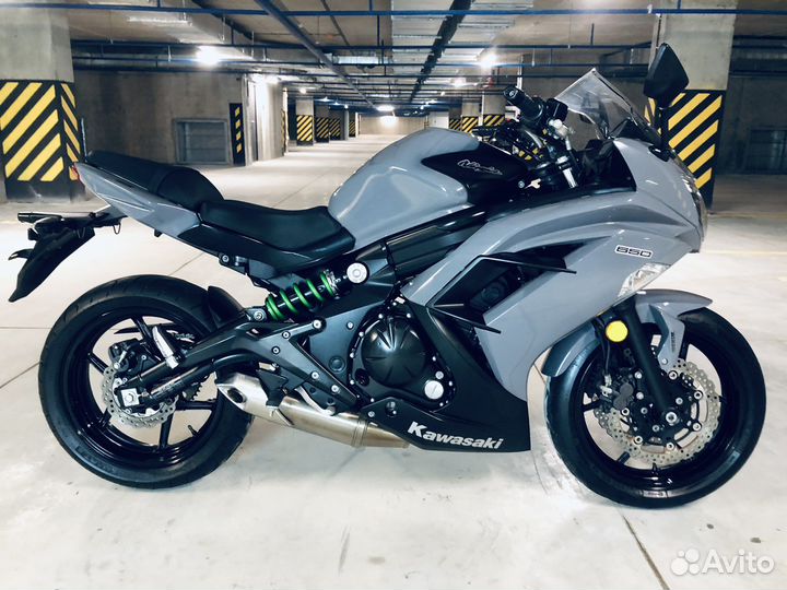Kawasaki ER-6f Ninja 650R