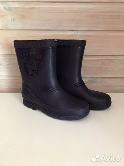 Резиновые сапоги р. 35