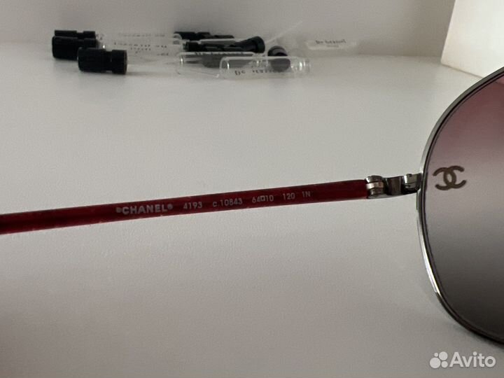 Солнцезащитные очки женские chanel