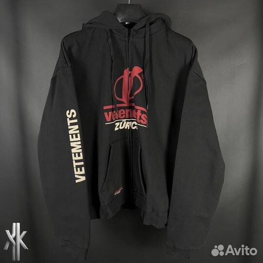 Худи Vetements Zurich