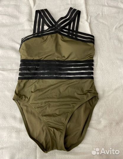 7. Лот из 4 вещей