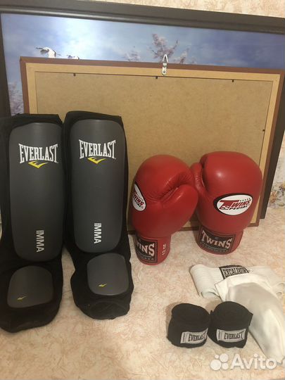 Перчатки twins 12 oz оригинальные+защита