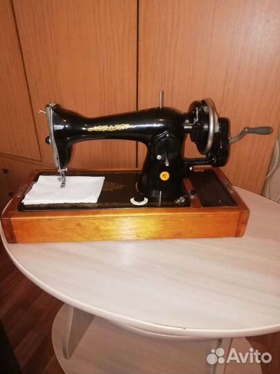 Швейная машина Подольск ручная 1969г.в