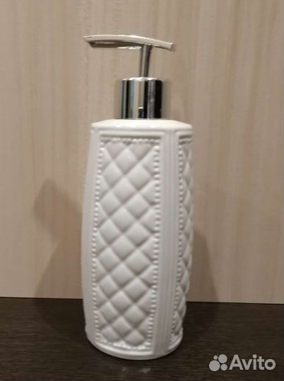 Дозатор для мыла