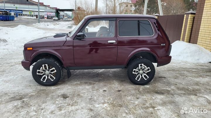 LADA 4x4 (Нива) 1.7 МТ, 2011, 88 000 км