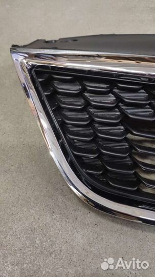 Решетка радиатора Kia Rio III 2015-2017