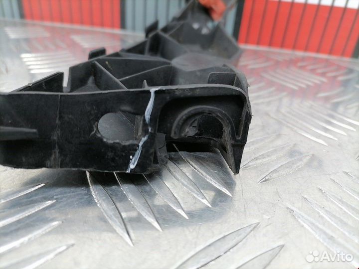 Кронштейн для Opel Corsa D