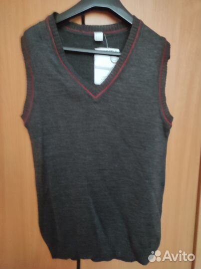 Жилетка мужская новая
