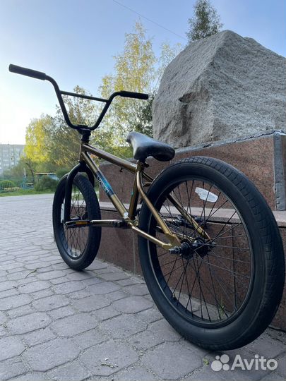 Трюковой велосипед bmx