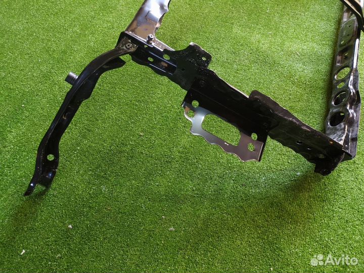 Телевизор Toyota Corolla 180